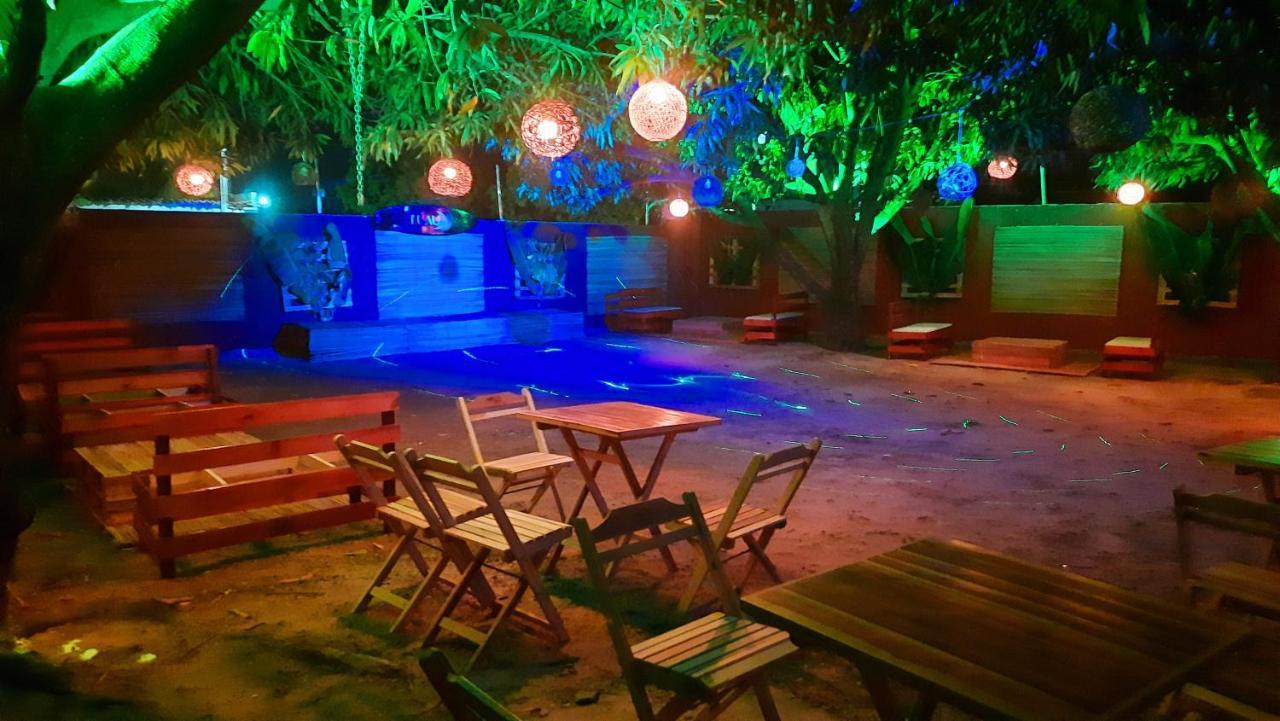Luau Pousada E Hostel برايا دو فرانسيس المظهر الخارجي الصورة