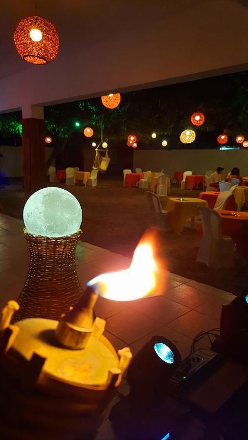 Luau Pousada E Hostel برايا دو فرانسيس المظهر الخارجي الصورة